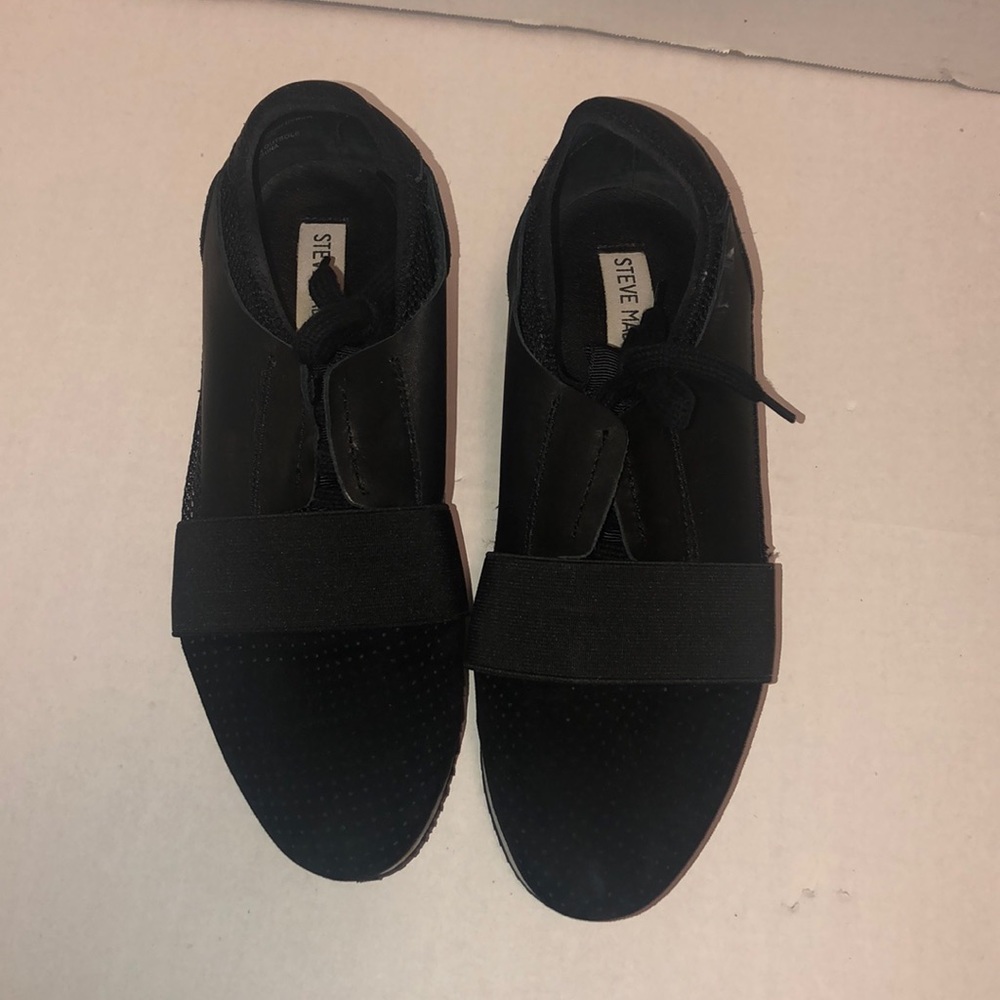Steve Madden mesh sneakers